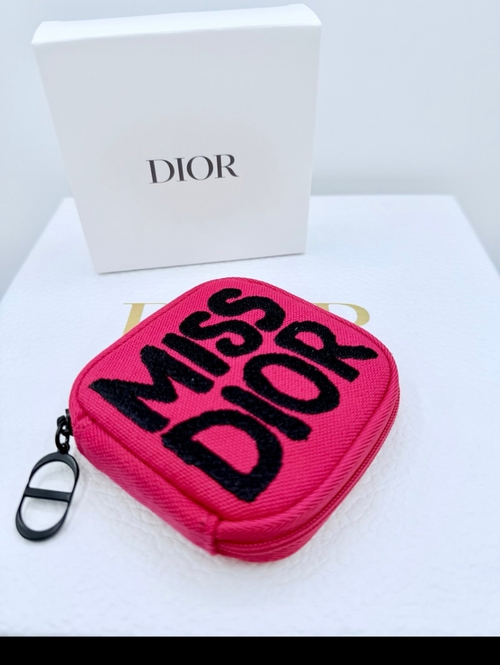 Dior Bright Pink 4 Samples Key Holder Box Limited Edition Makeup Pouch  ...aaah
